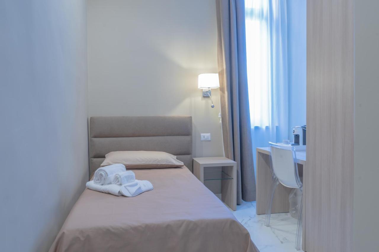 Le Suite Crotone Exterior photo